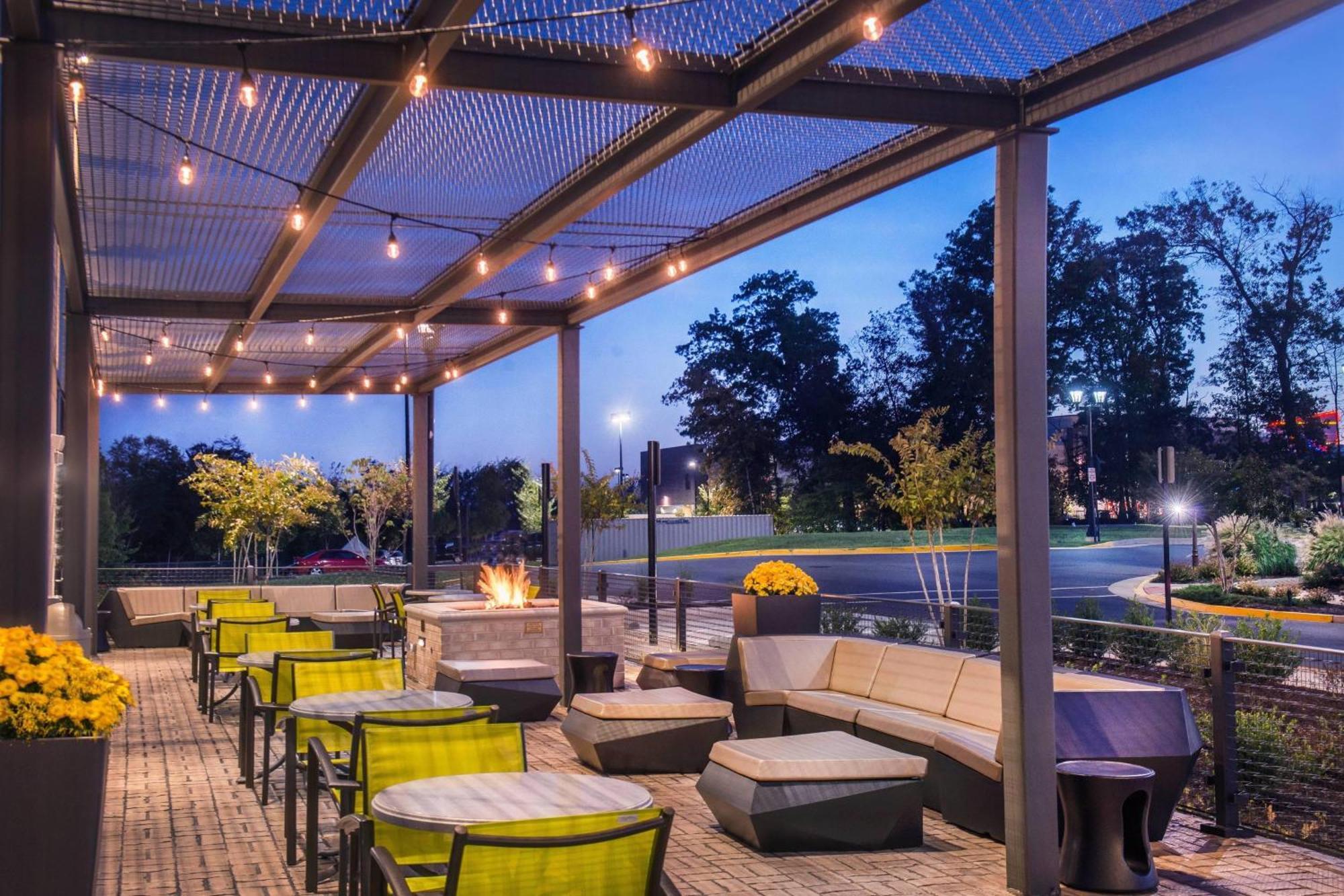 Springhill Suites By Marriott Gainesville Haymarket Экстерьер фото