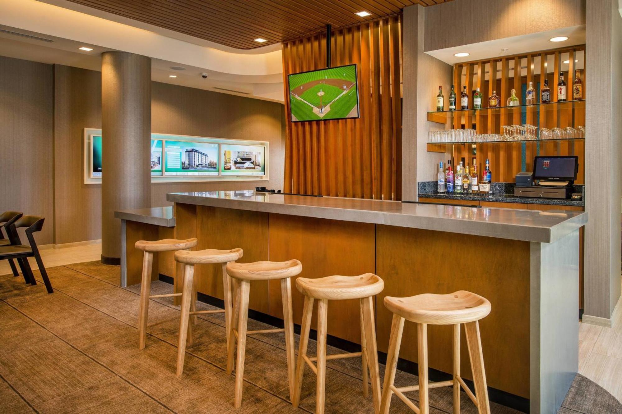 Springhill Suites By Marriott Gainesville Haymarket Экстерьер фото