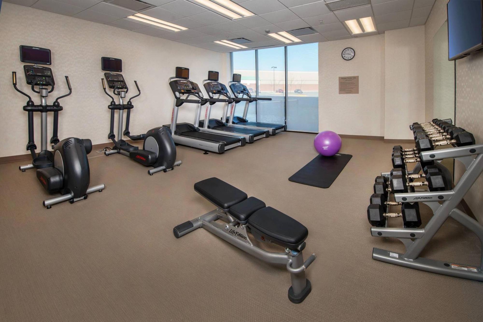 Springhill Suites By Marriott Gainesville Haymarket Экстерьер фото